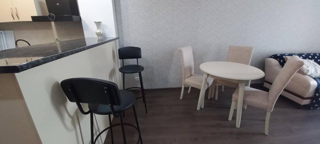 Apartment In Tbilisi Near Didube Metro Station Екстериор снимка